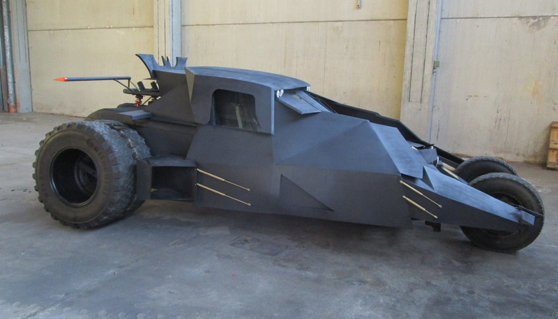Illustration for article titled NPoCP: 318i Based Batmobile Edition